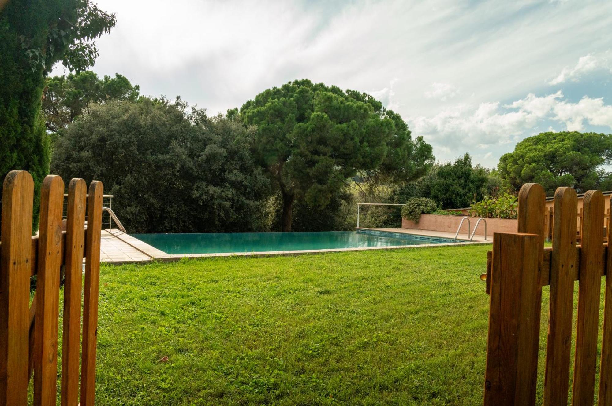 Casa Rural El Bruguer Vell Santa Eulalia de Ronsaná Esterno foto