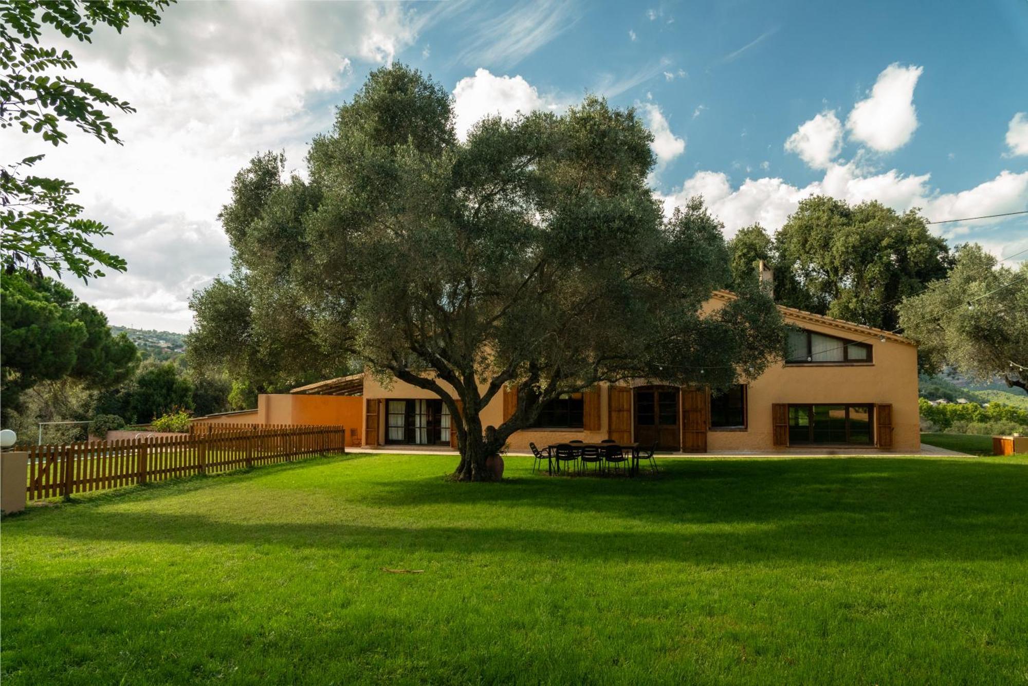 Casa Rural El Bruguer Vell Santa Eulalia de Ronsaná Esterno foto